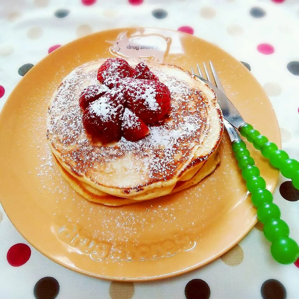 Snapdishの料理写真:朝食のパンケーキ|meggyさん