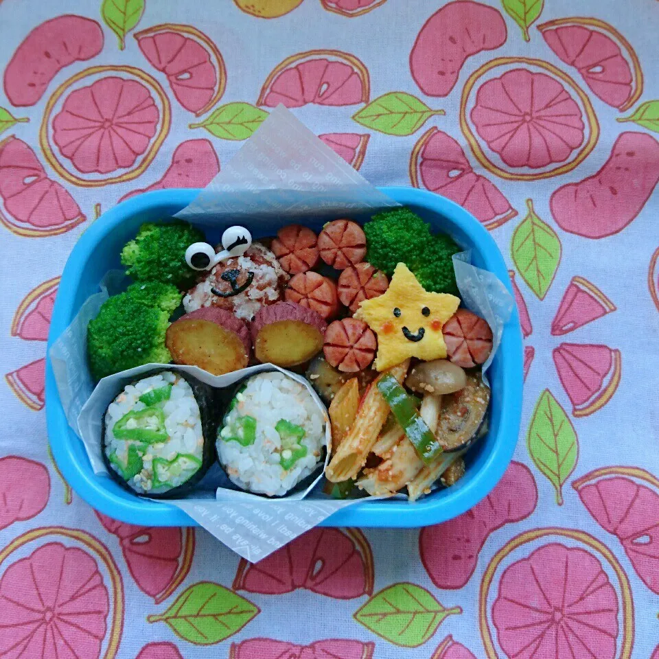 今日のお弁当🍙おくら鮭おにぎり|yukitさん