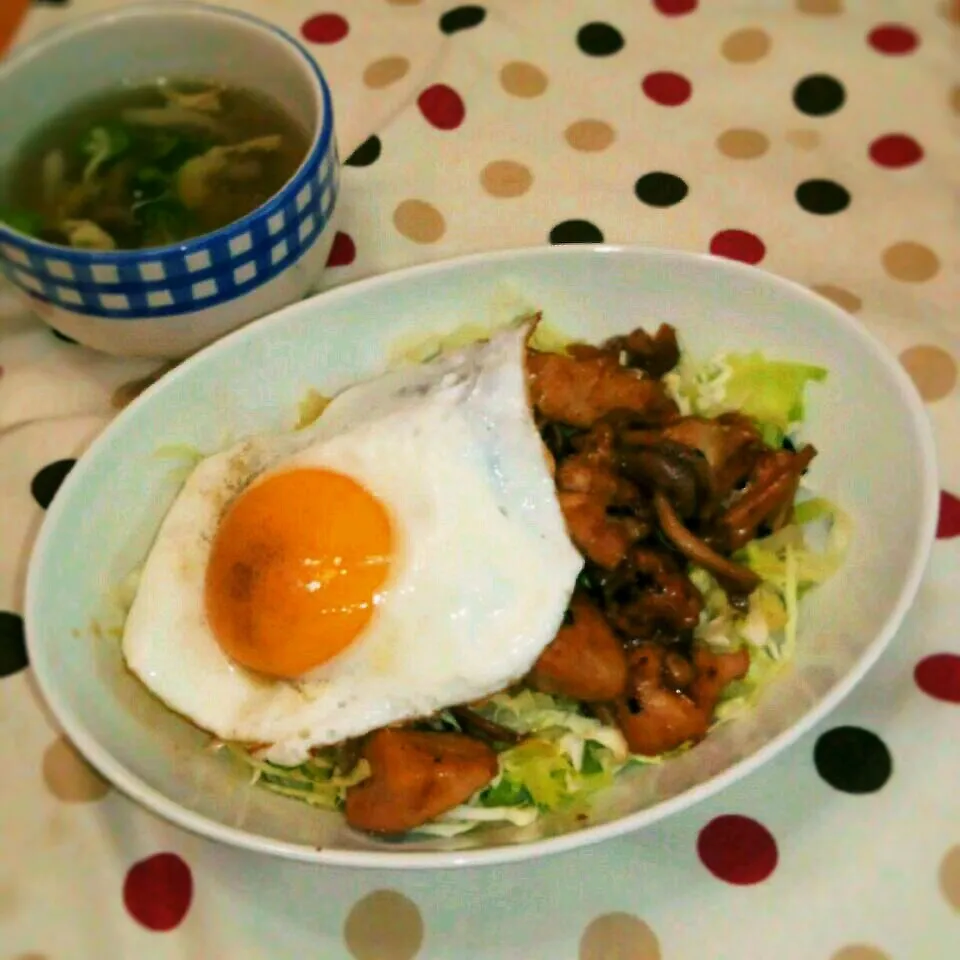 ママロアさんのきのこたっぷりガリバタチキン丼|meggyさん