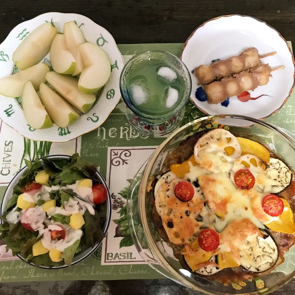 Snapdishの料理写真:運動の後の夏野菜のカレーグラタン|tamemitiさん