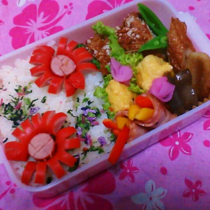 Snapdishの料理写真:娘弁当|ハハさん