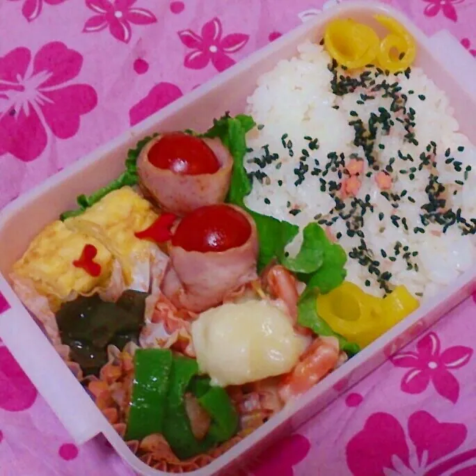 Snapdishの料理写真:娘弁当|ハハさん