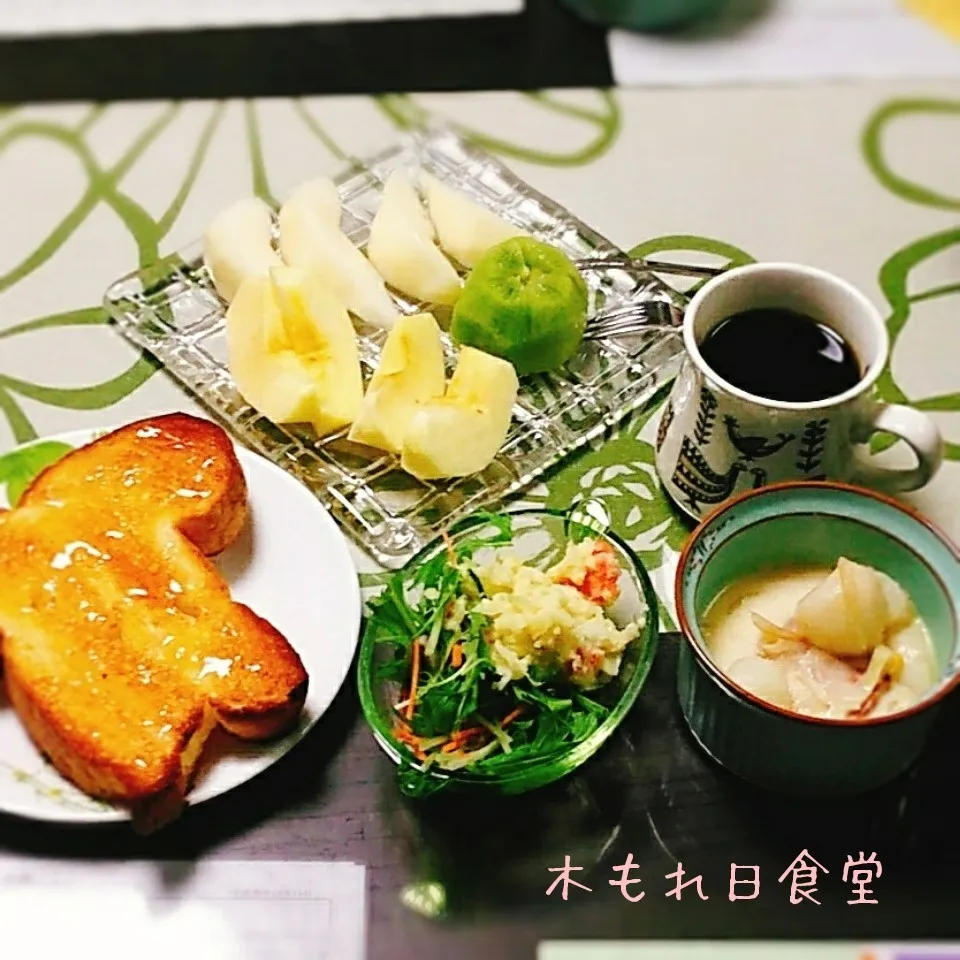 Snapdishの料理写真:ぽかぽか蕪のクリーム煮で、モーニング|木もれ日食堂さん