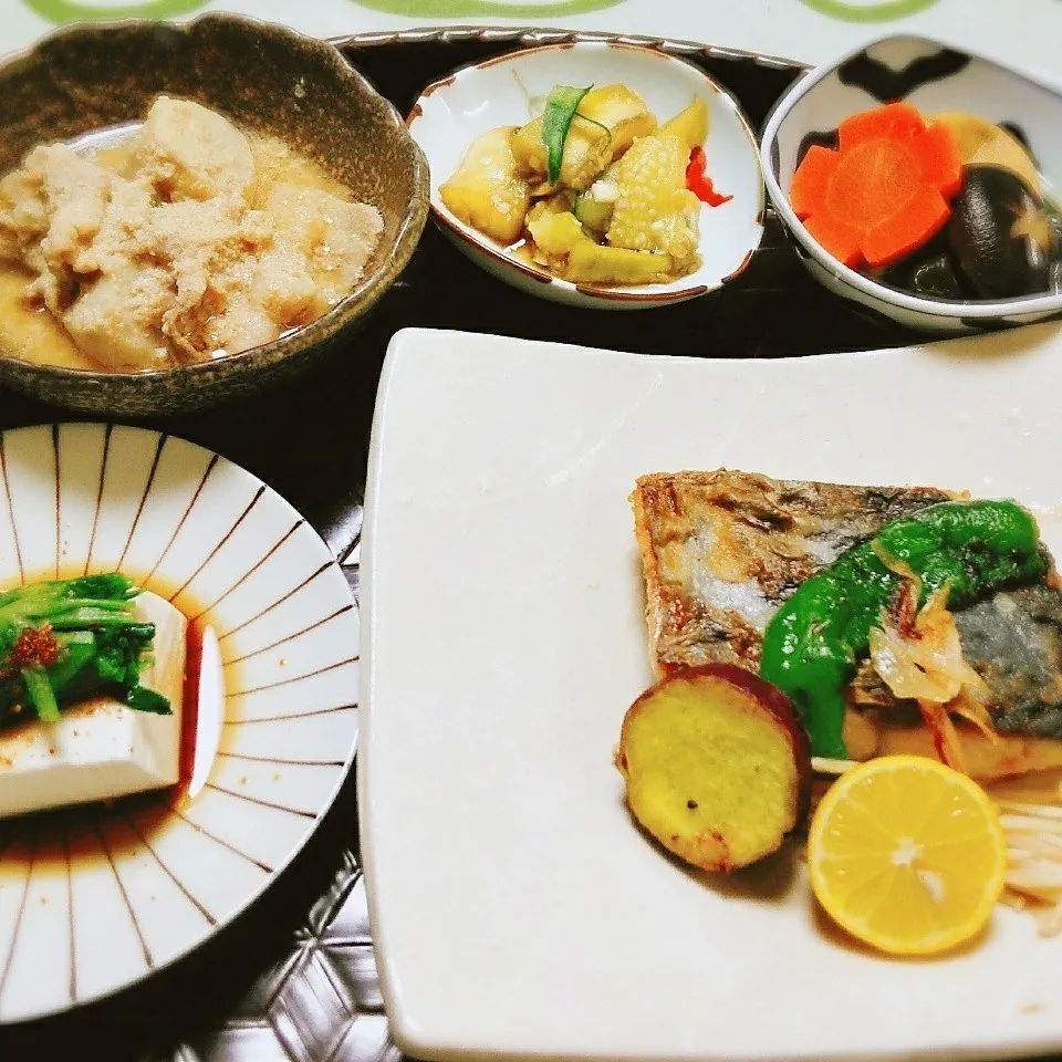 Snapdishの料理写真:サワラのムニエル定食|木もれ日食堂さん