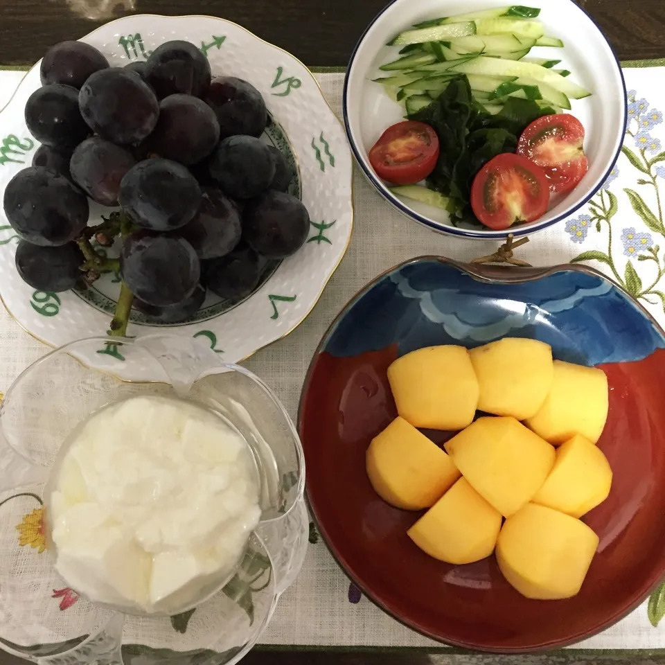 昨日は食べ過ぎたので、ビタミン満載のヘルシーで❣️|tamemitiさん