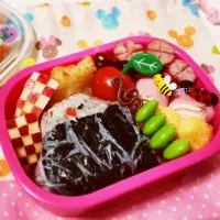 年に1回のお弁当🍙|ORiさん