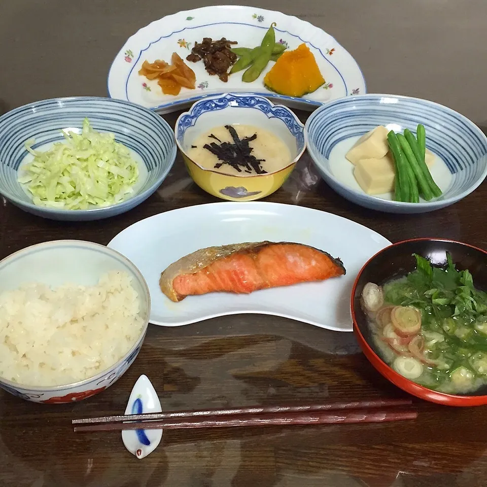 今朝の旦那の朝食。7時前に食べて出かけた(^_-)☆シブいワ|tamemitiさん