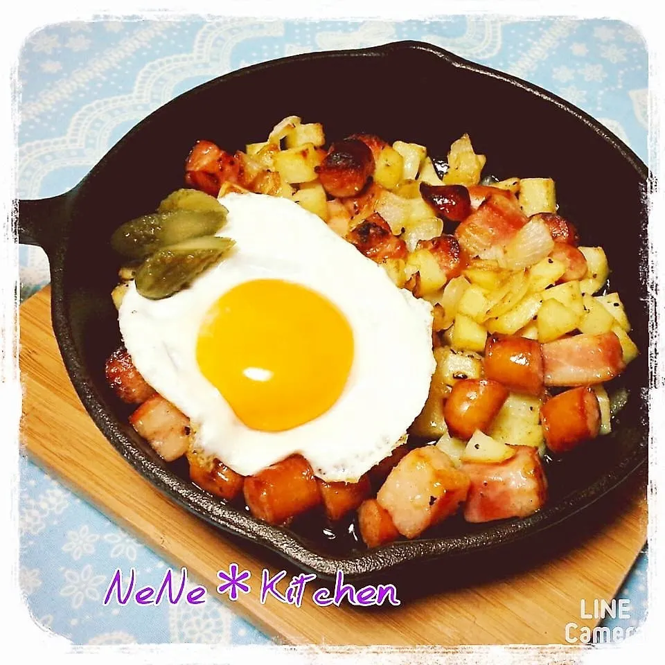 【スキレット部】スェーデンのおふくろの味☆ピッティパンナ♡|ねねさん