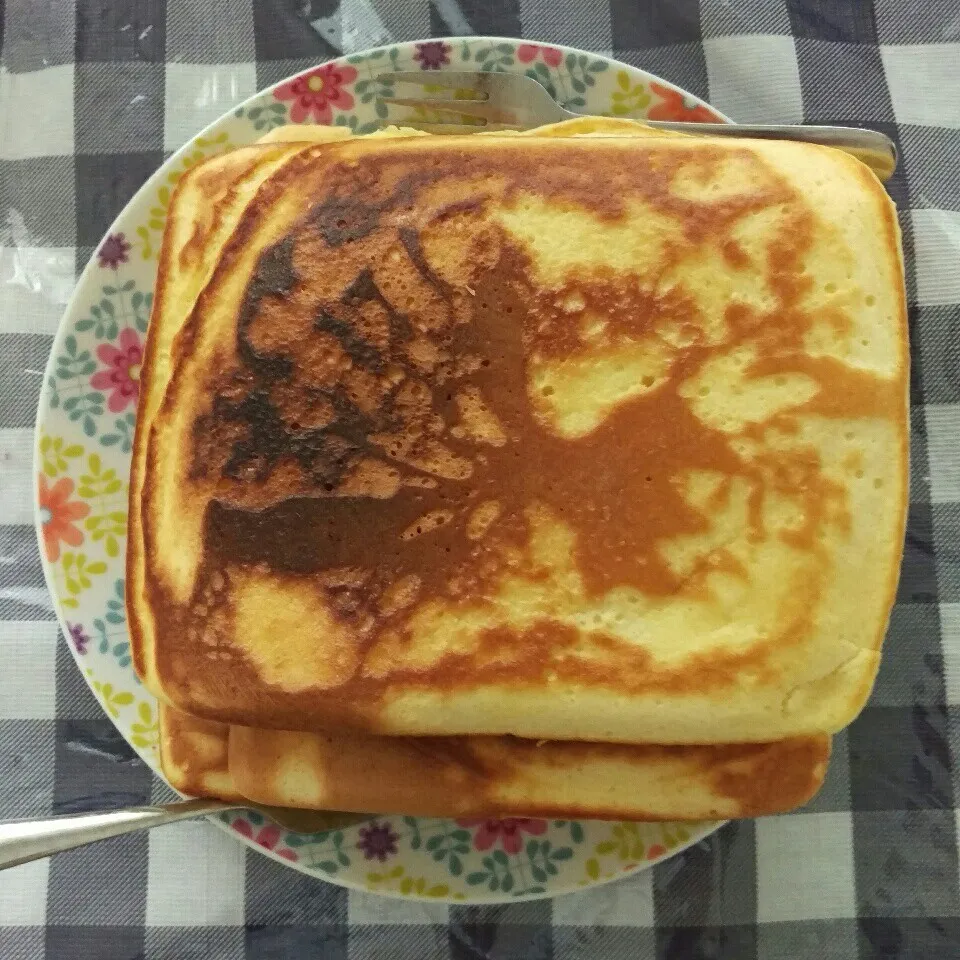 デカッ😲四角いホットケーキ😋|じゅんさん