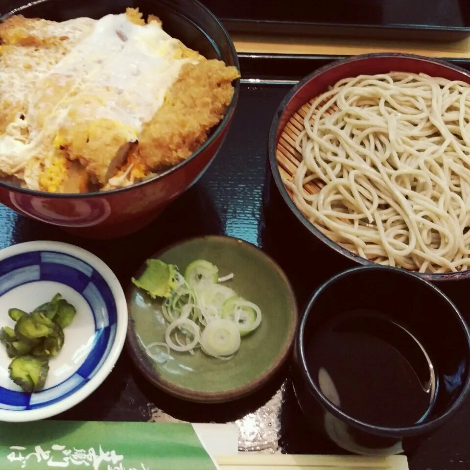 カツ丼セット😋|じゅんさん