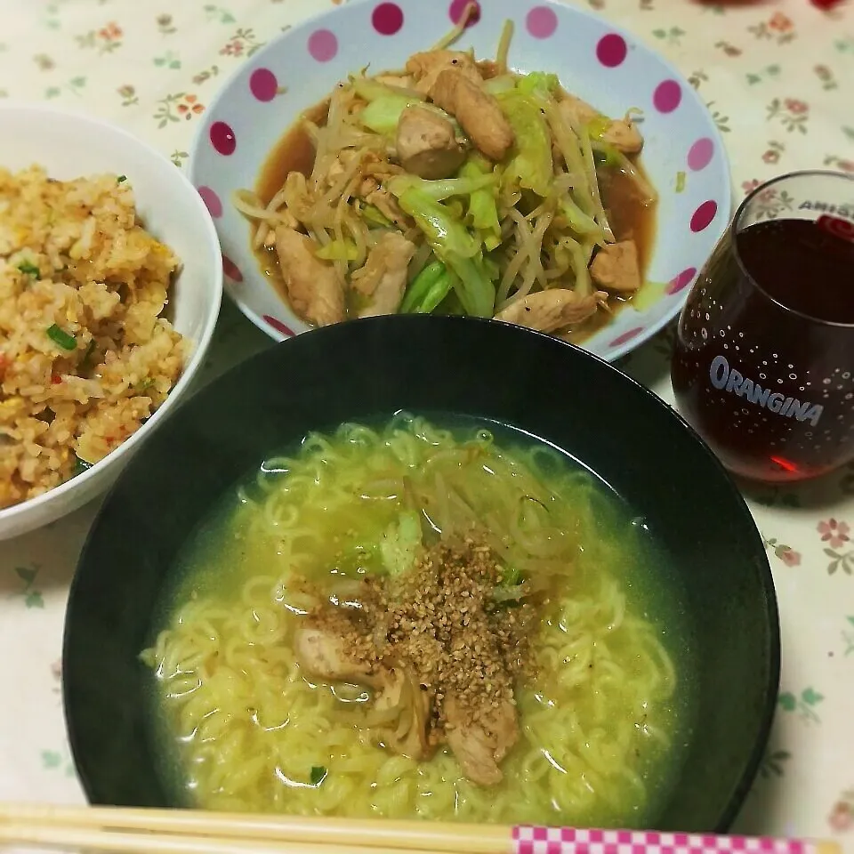 ラーメン&チャーハン&ささみもやし炒め🍜|じゅんさん