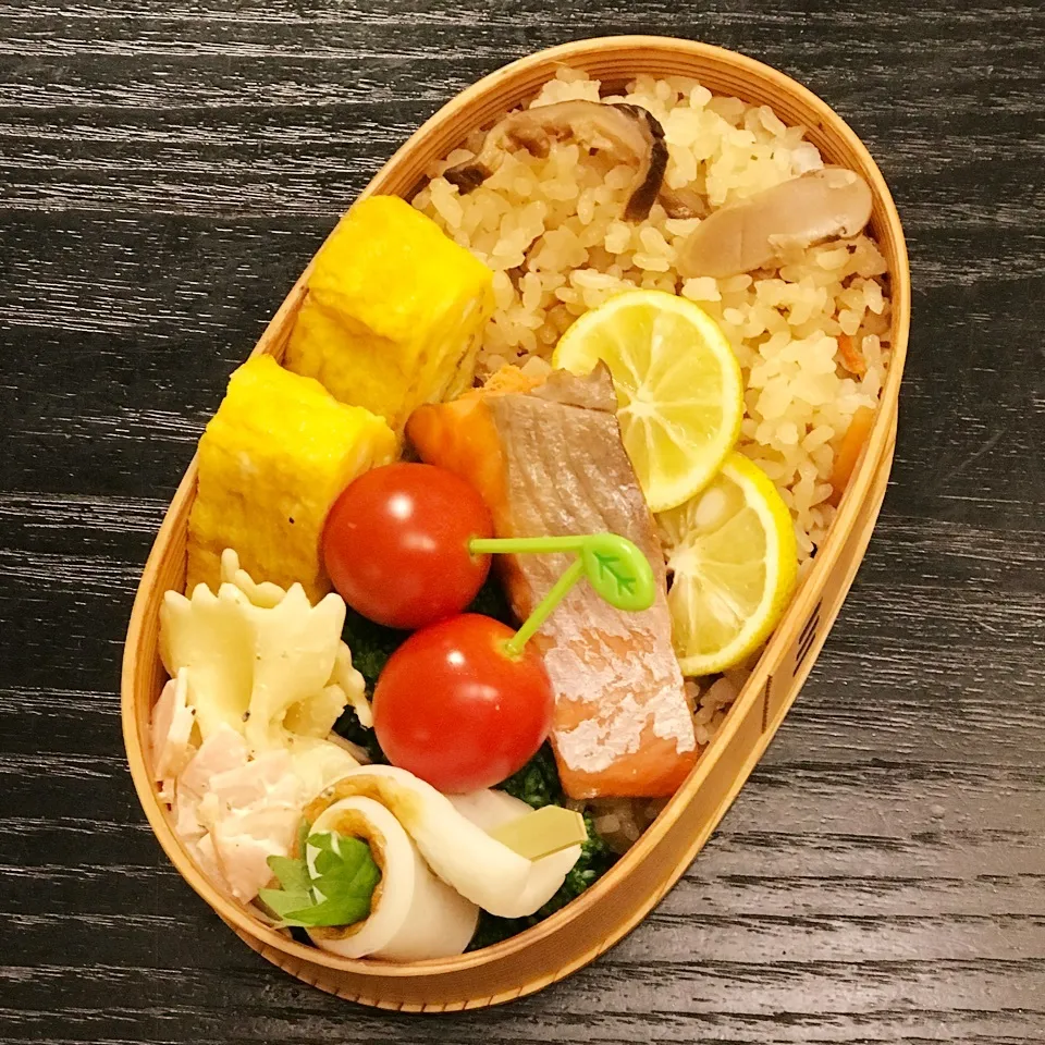 Snapdishの料理写真:息子くん部活弁当♡松茸ごはん弁当♡|yu-chanさん