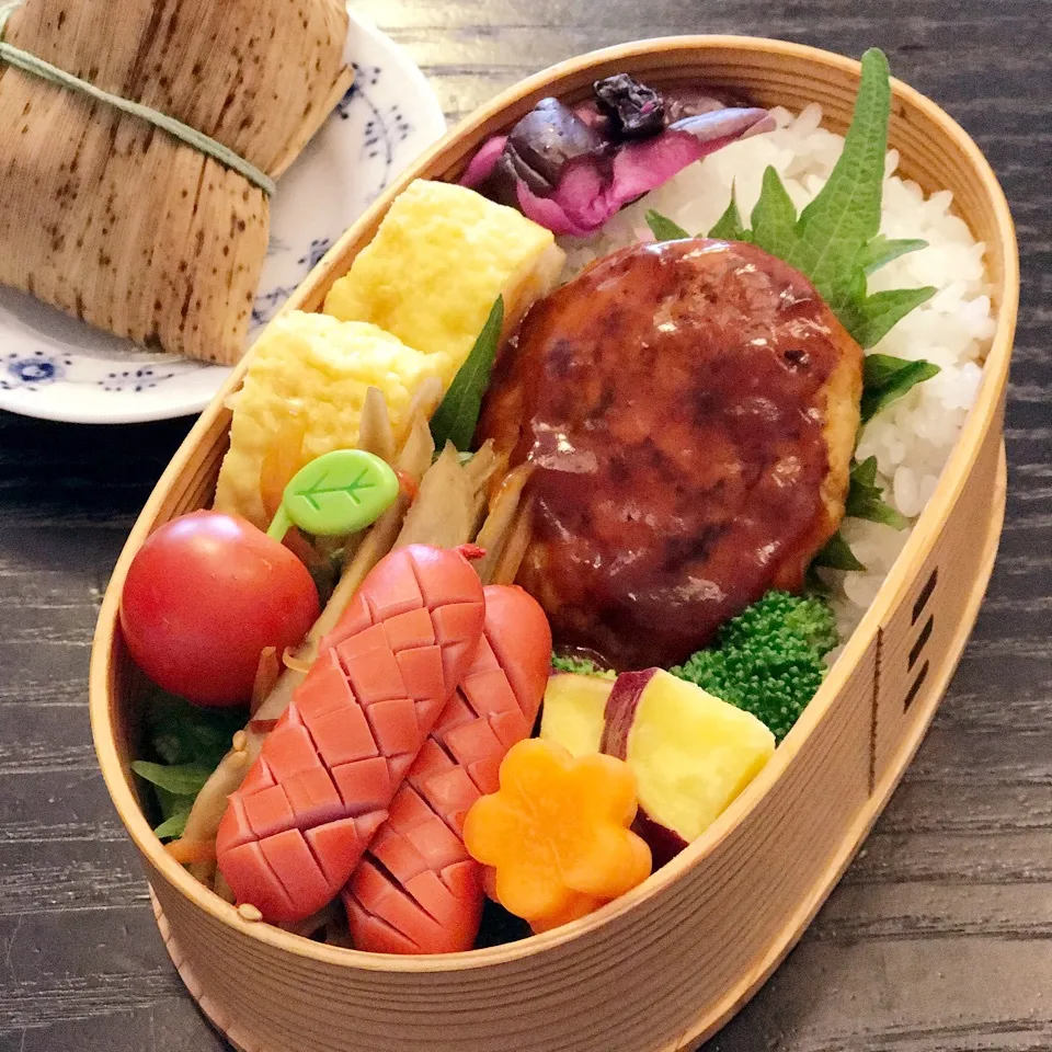 今日の息子くん弁当♡ひじき入り鶏バーグ弁当♡|yu-chanさん