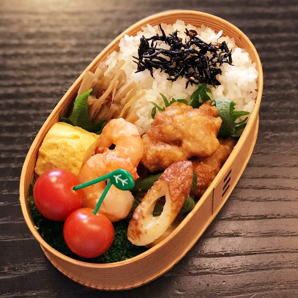 今日の息子くん弁当♡唐揚げ＆ガーリックシュリンプ弁当♡|yu-chanさん