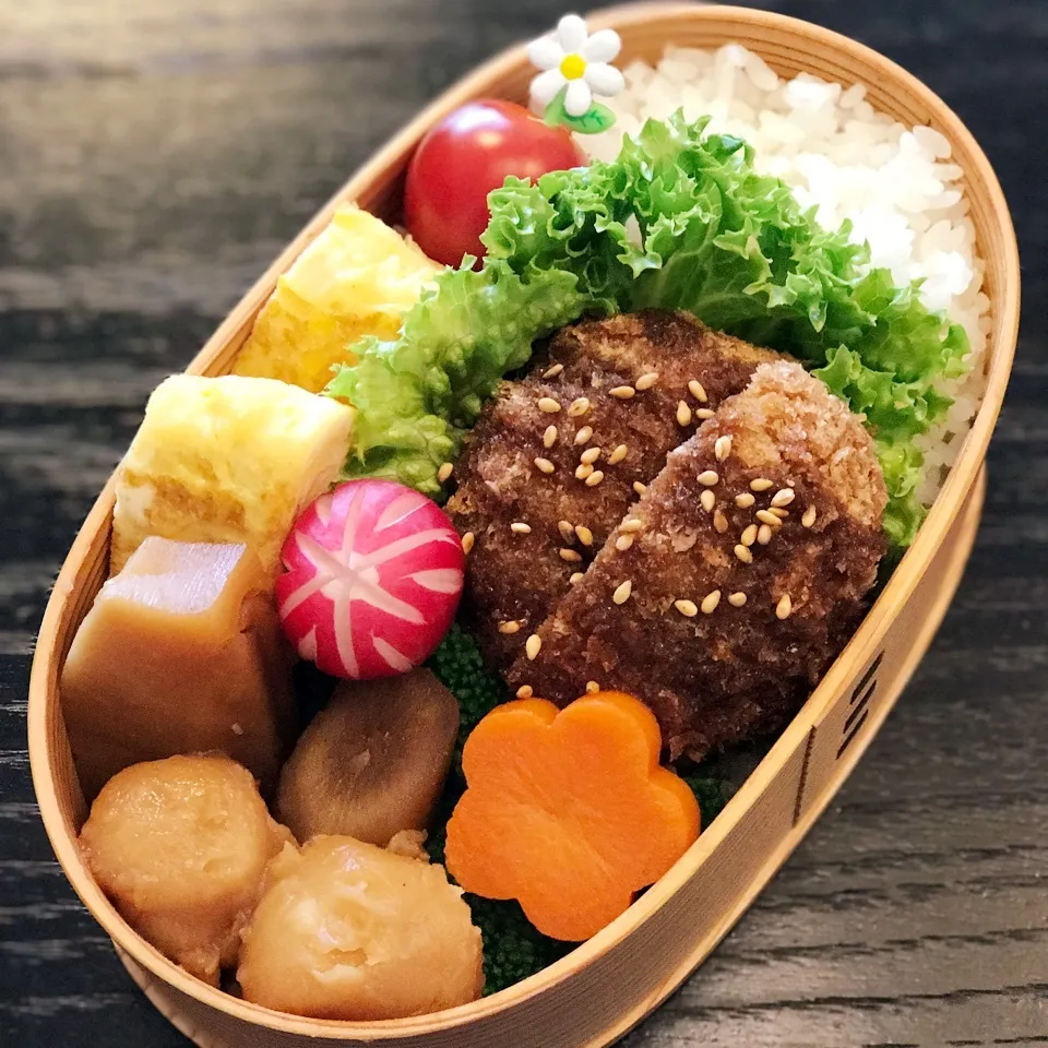 Snapdishの料理写真:今日の息子くん弁当♡メンチカツ弁当♡|yu-chanさん