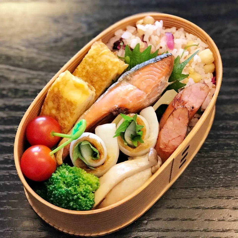 Snapdishの料理写真:今日の息子くん弁当♡たぬきごはん弁当♡|yu-chanさん