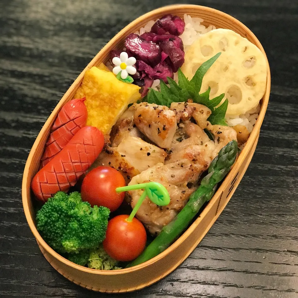 Snapdishの料理写真:今日の息子くん弁当♡レモンペッパーチキン弁当♡|yu-chanさん