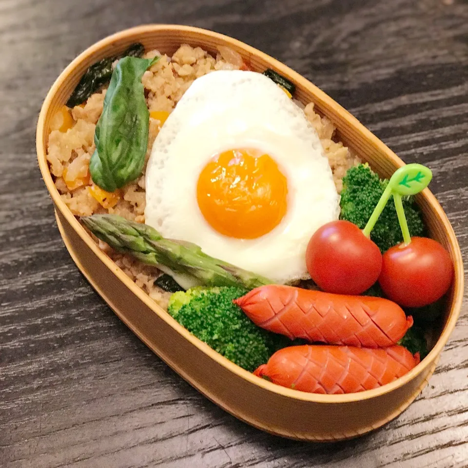 Snapdishの料理写真:今日の息子くん弁当♡初ガパオライス弁当♡|yu-chanさん