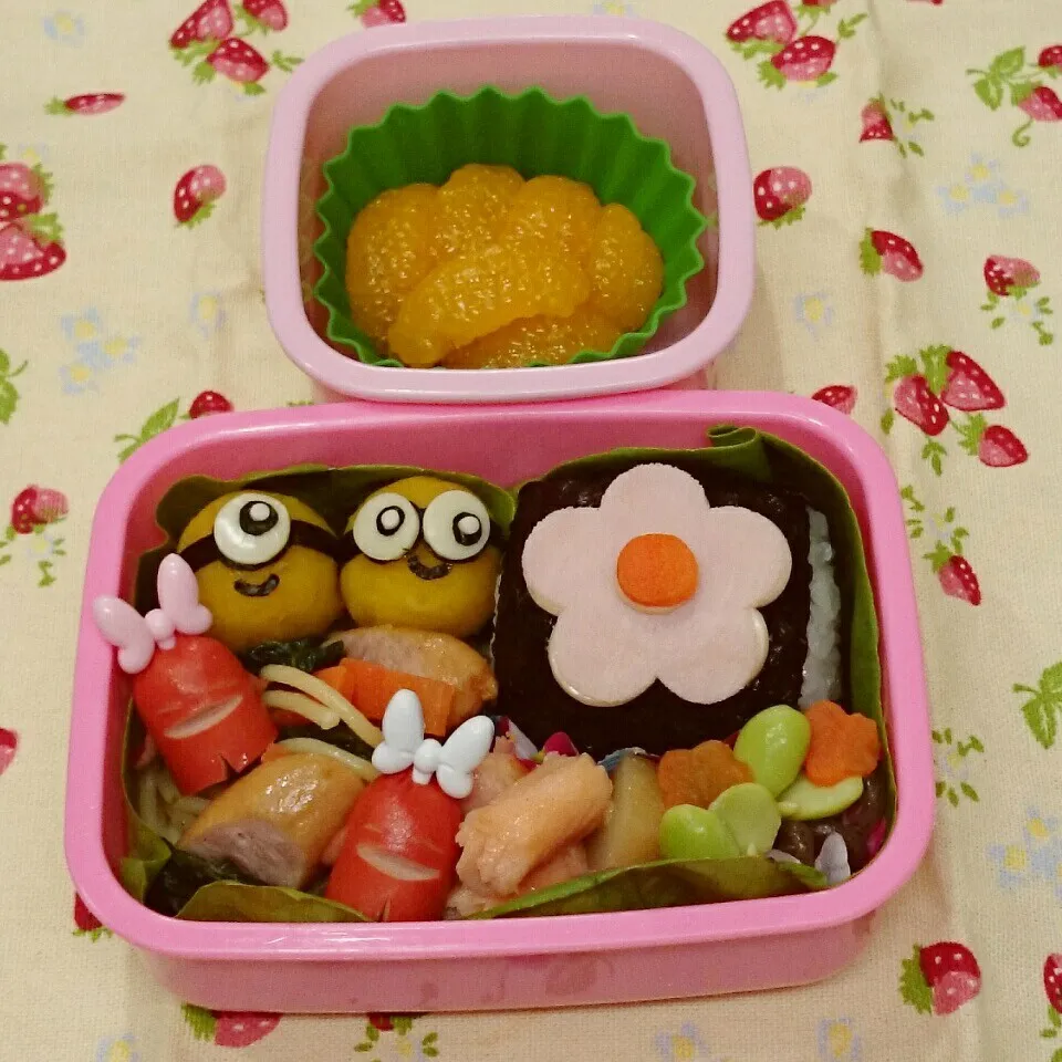 お花おにぎり弁当🎵|みちゅあしさん