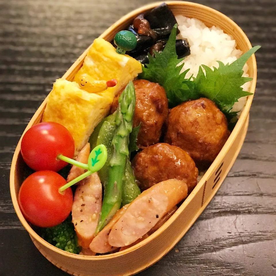 今日の息子くん弁当♡肉だんごとガーリック風味春野菜弁当♡|yu-chanさん