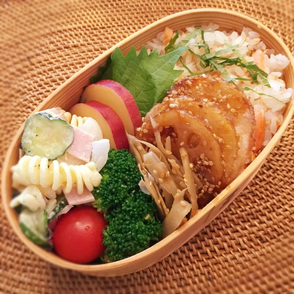 今日の息子くん弁当♡鮭のちらし寿司弁当♡|yu-chanさん