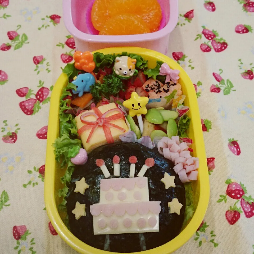 お誕生日弁当🎵|みちゅあしさん