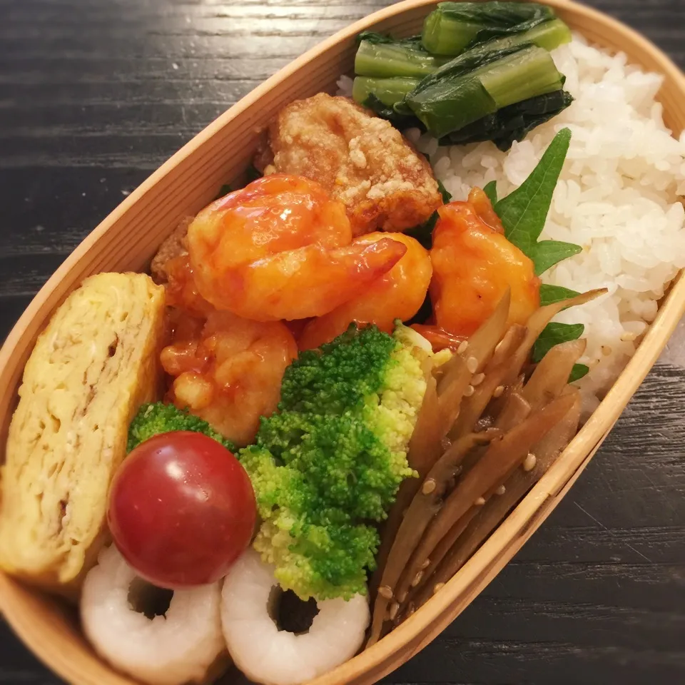 Snapdishの料理写真:今日の息子くん弁当♡えびチリ弁当♡|yu-chanさん