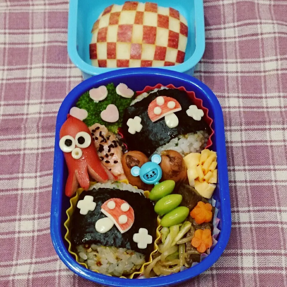 きのこおにぎり弁当♪|みちゅあしさん