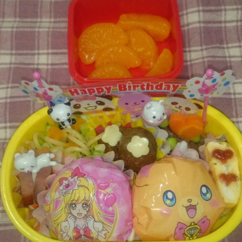 Snapdishの料理写真:プリキュアおにぎり弁当♪|みちゅあしさん