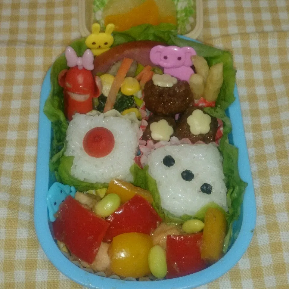 Snapdishの料理写真:サイコロおにぎり弁当♪|みちゅあしさん