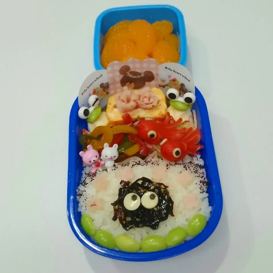 Snapdishの料理写真:まっくろくろすけ！？弁当♪|みちゅあしさん