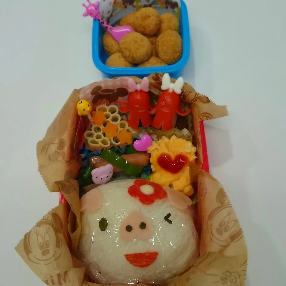 Snapdishの料理写真:ブタさんサンドイッチ弁当♪|みちゅあしさん