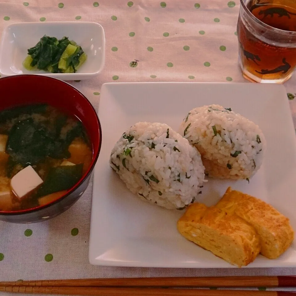 朝ごはん食べて…仕事…|NICOさん