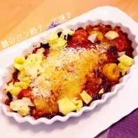 Snapdishの料理写真:ヘルシー満足！な、鯖のパン粉チーズ焼き|Sarichiさん