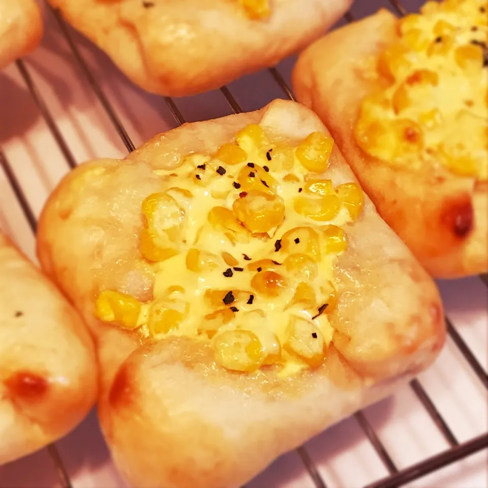 コーンマヨパン⸜( ´ ꒳ ` )⸝♡︎|みーしゃさん