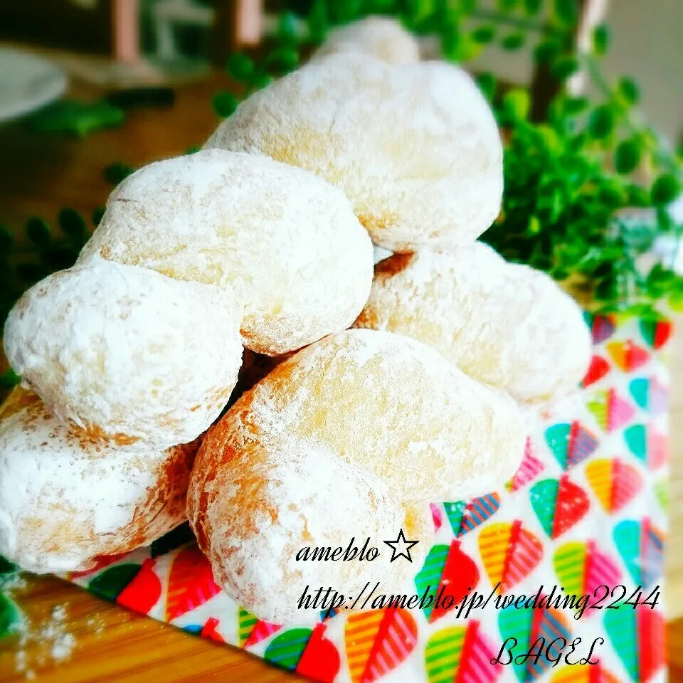 卵なしでもふわふわ❤やっぱり大好き💕ツイストドーナツ🍩|BAGELさん