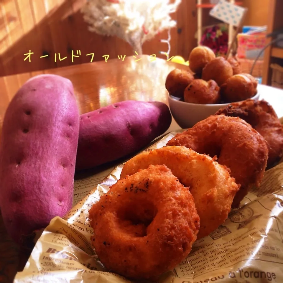 Snapdishの料理写真:まねっこ♪さつまいものオールドファッション♥️|にこ☺︎さん