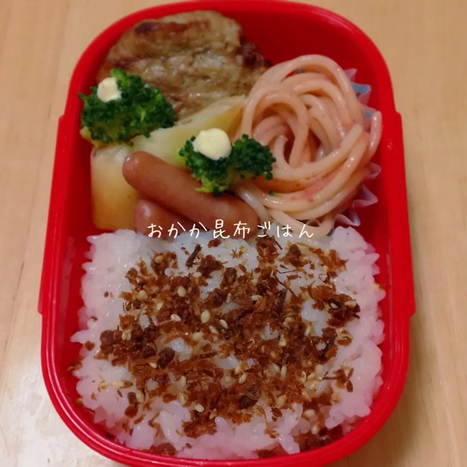 おかか昆布ごはんのお弁当|okomeさん