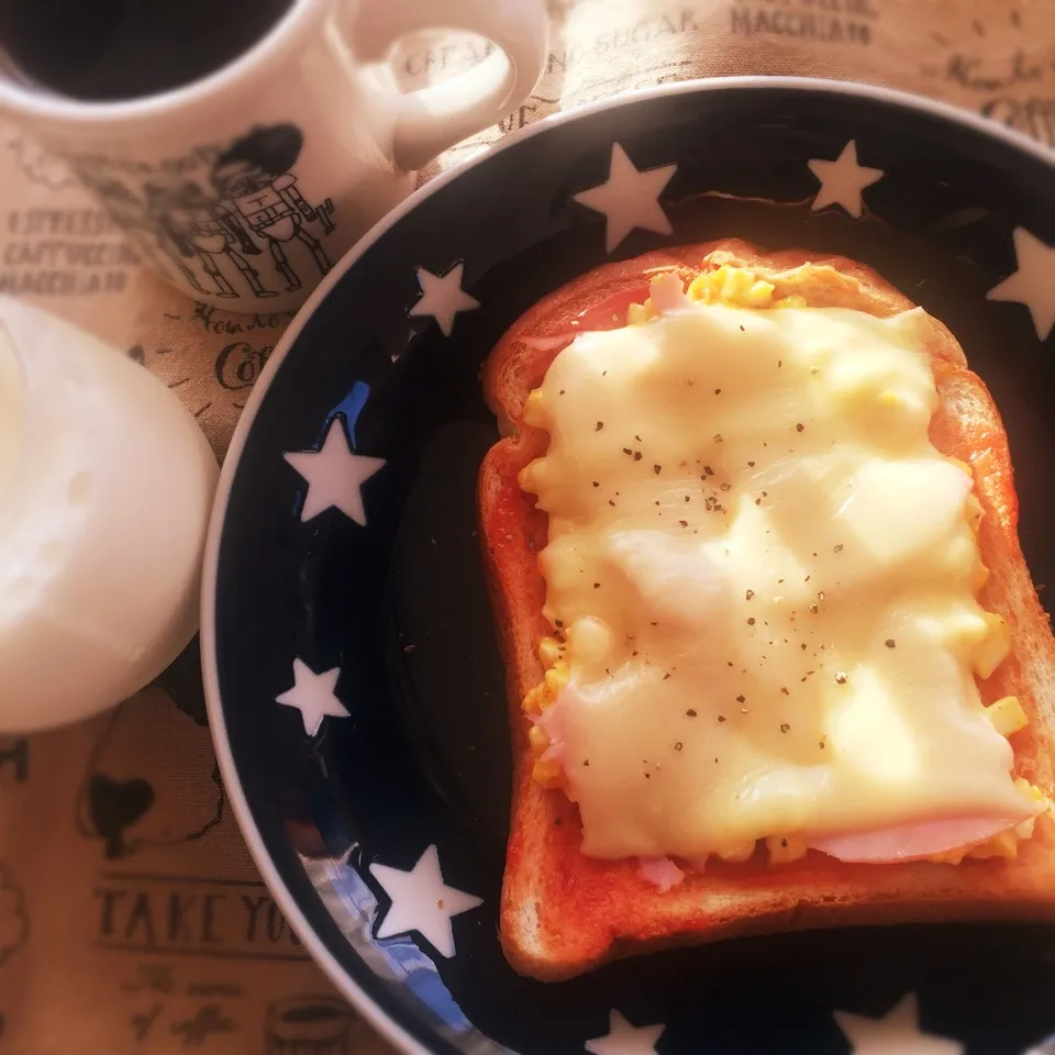 Snapdishの料理写真:ハムチーズトースト🍞 ★recipeあり★|naocchiさん