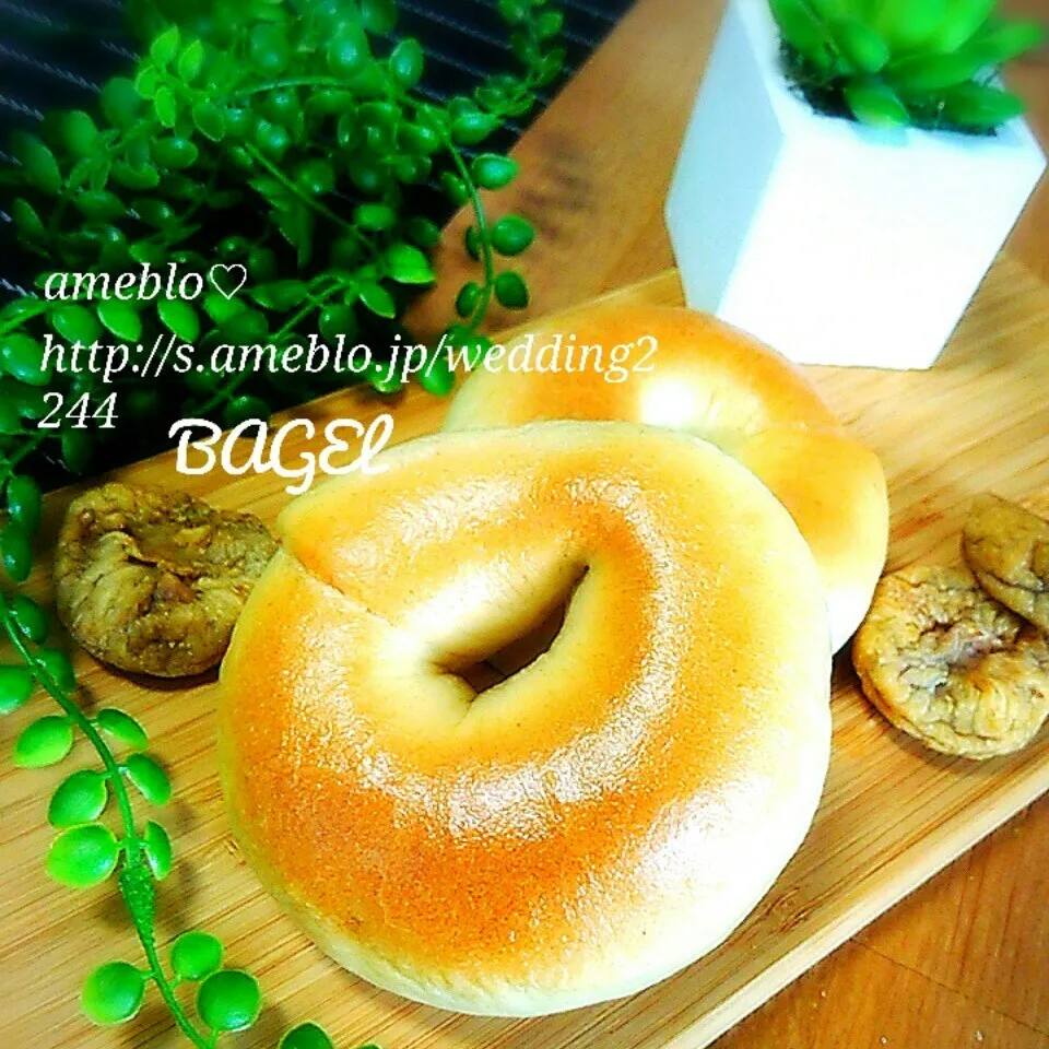 Snapdishの料理写真:いちじくとクリームチーズのベーグル♡|BAGELさん