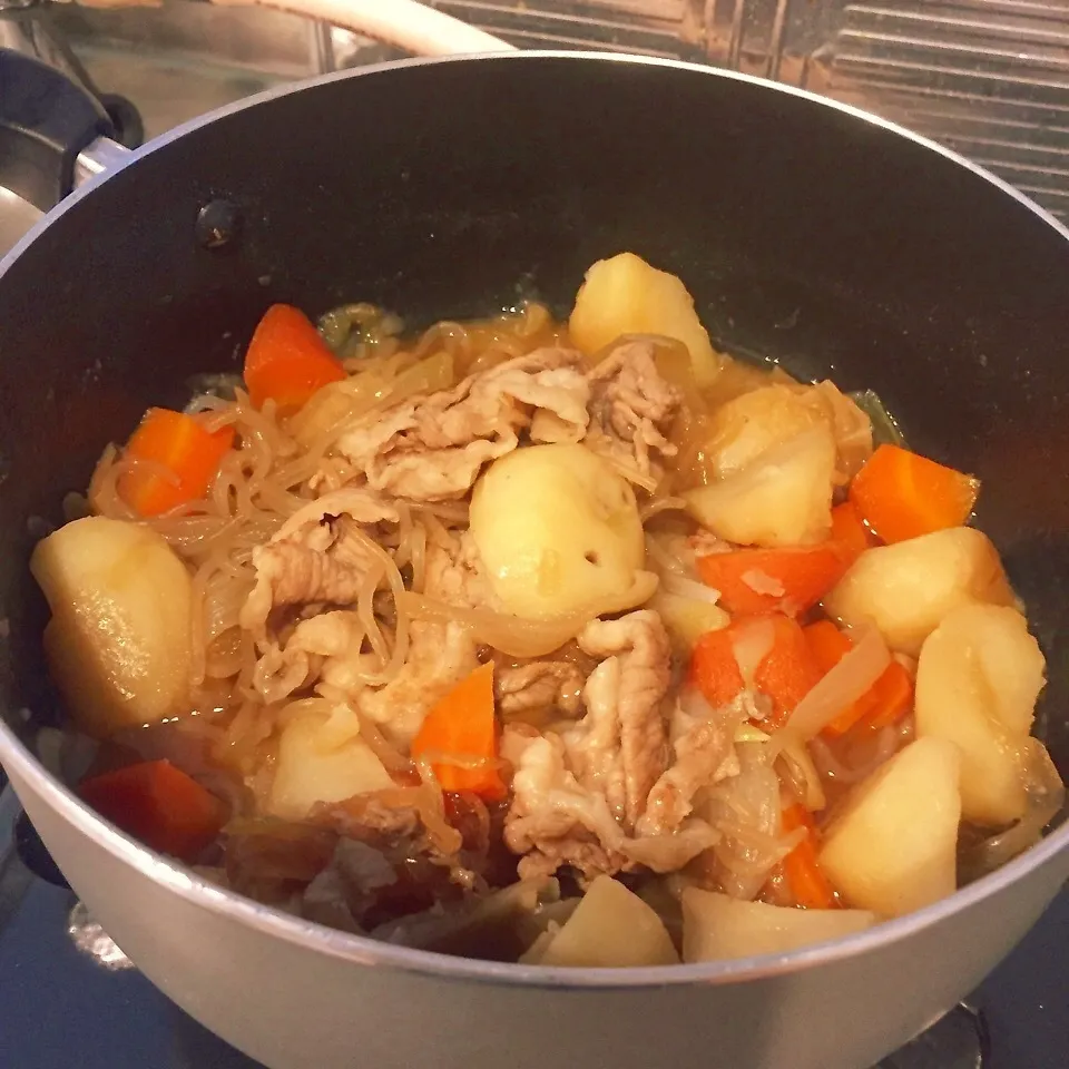 今日の夕飯の予定の肉じゃが(￣▽￣)|あおあかママさん