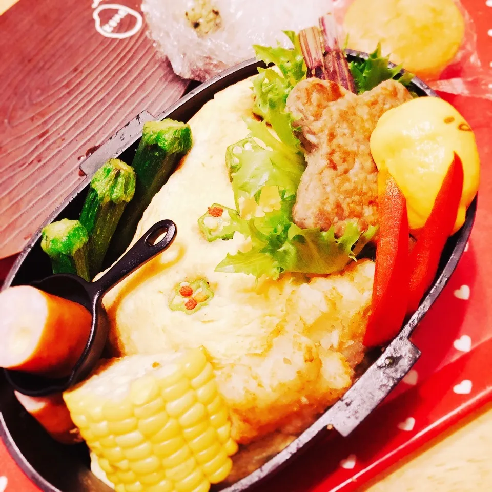 Snapdishの料理写真:オムライス❤︎"|みなっくまさん