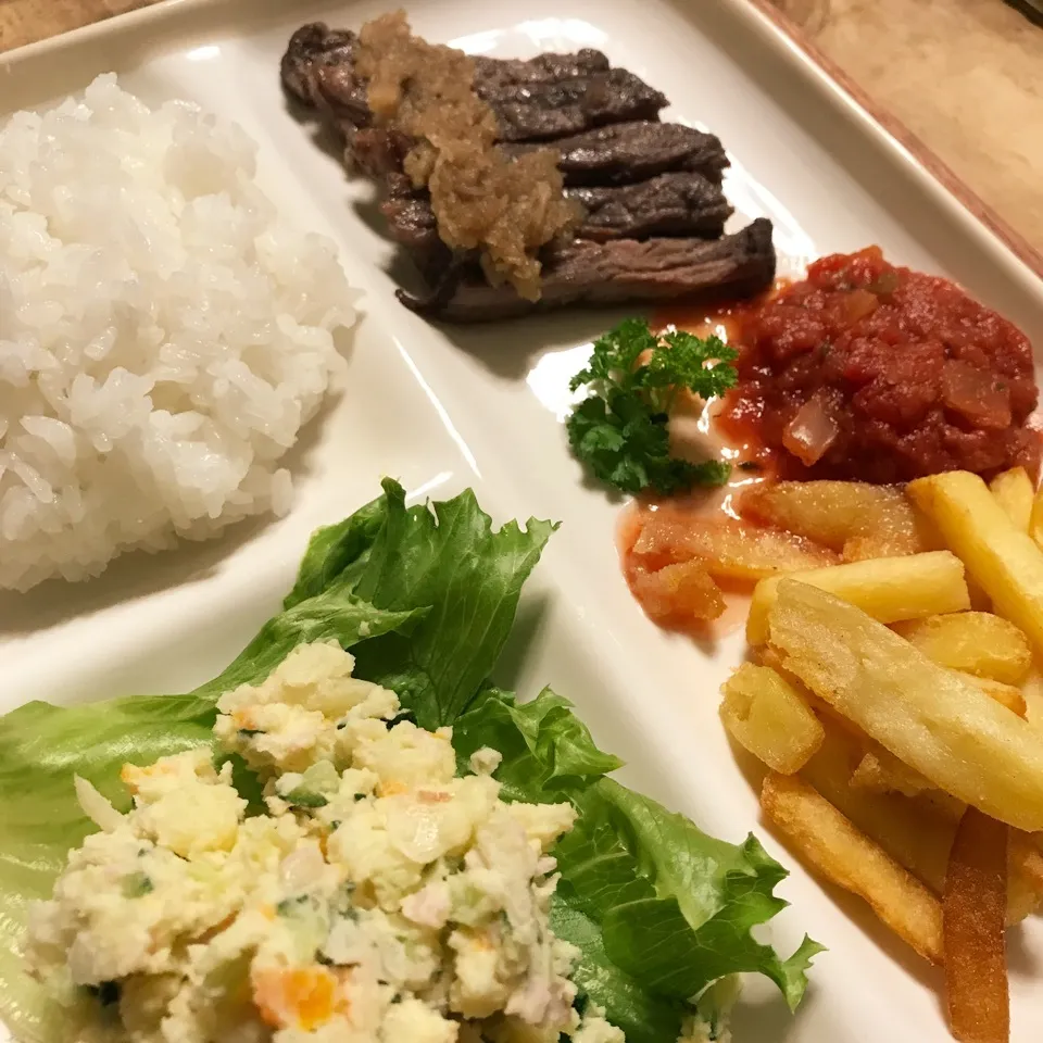 ご飯が😁すすむ君…w 大根おろしステーキソースワンプレート|01さん