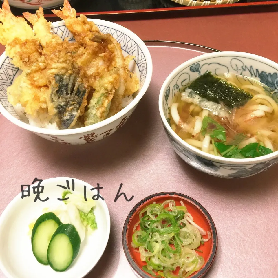 Snapdishの料理写真:天丼とミニうどん御膳|yakinasuさん