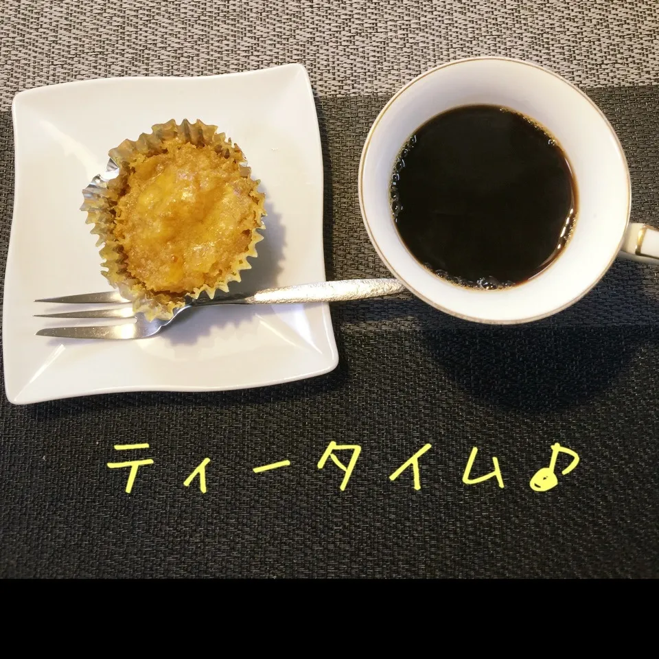 Snapdishの料理写真:スイートポテトとコーヒー|yakinasuさん