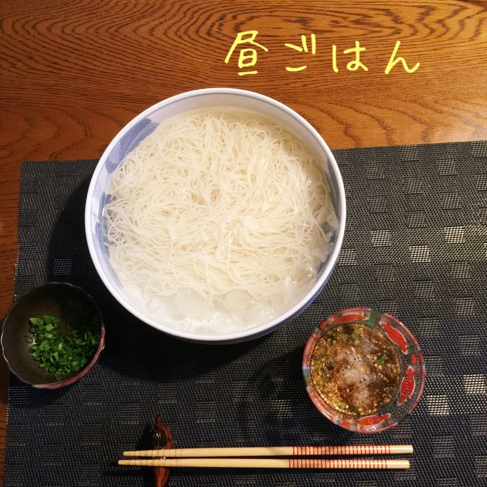 シンプルな素麺|yakinasuさん