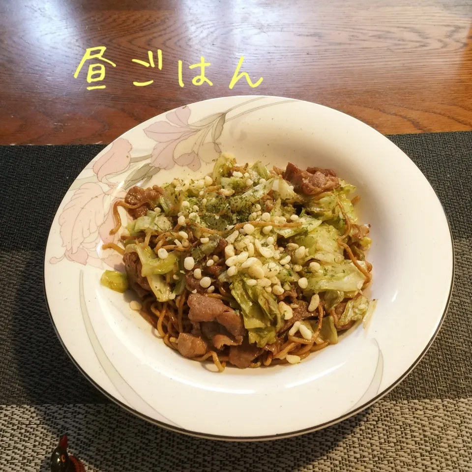 Snapdishの料理写真:夫作 ソース焼きそば|yakinasuさん