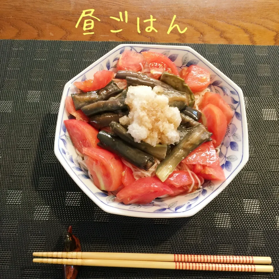 トマトのせ茄子おろしぶっかけそうめん|yakinasuさん