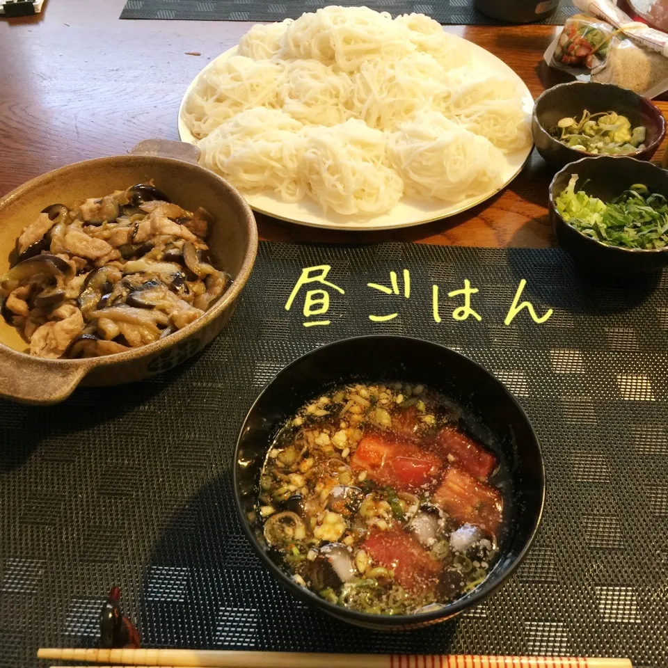 茄子と豚肉の甘辛煮&素麺 いろいろ薬味|yakinasuさん