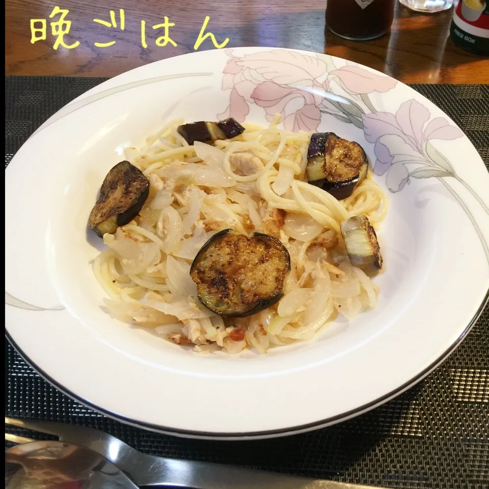 ツナと玉ねぎと茄子のパスタ|yakinasuさん